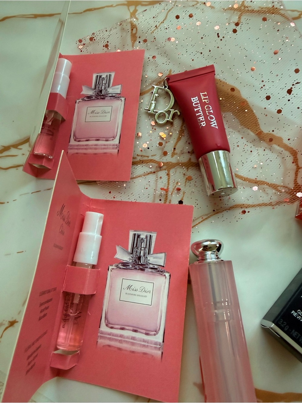 Dior Limited Edition Beauty Gift Set 🎀 Lip Gloss Lip Balm Miss Dio Samples Teddy - Picture 6 of 7